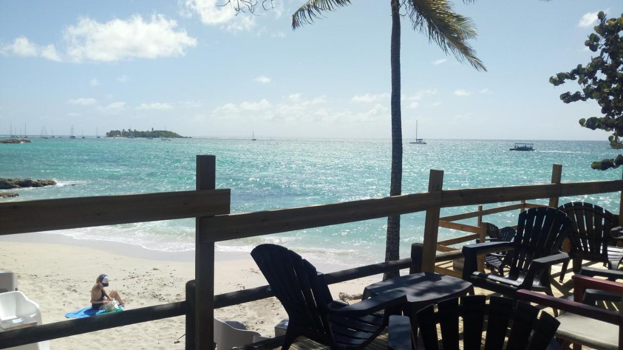 Grand Studio Les Pieds Dans L'Eau, Centre Ville Le Gosier  Exterior foto